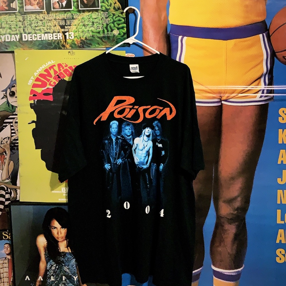 2004 DS Poison band tee XXL